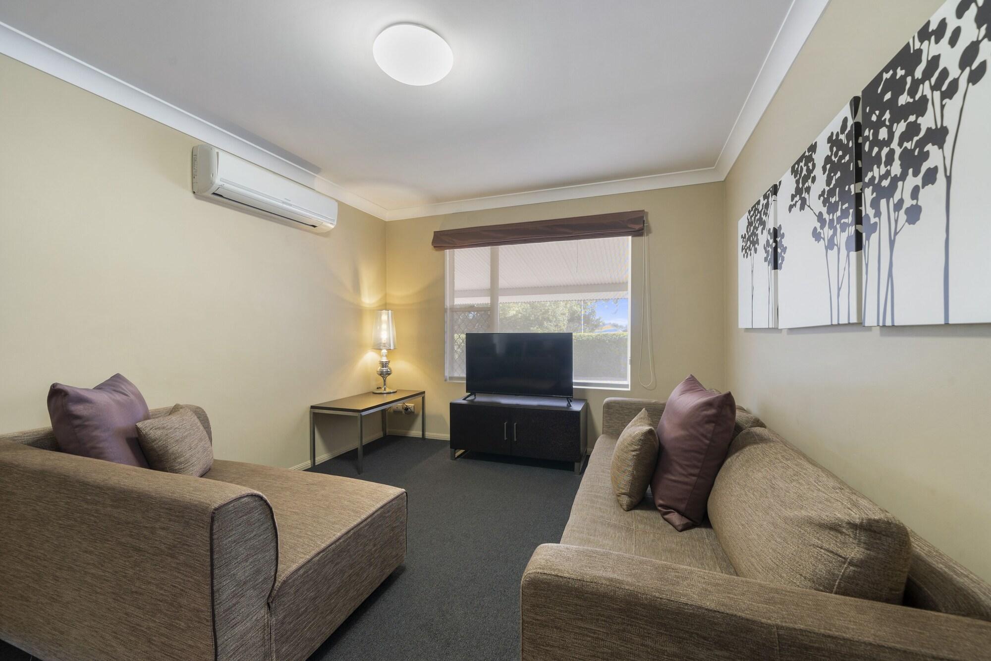 Ambassador On Ruthven Motel Toowoomba Ngoại thất bức ảnh