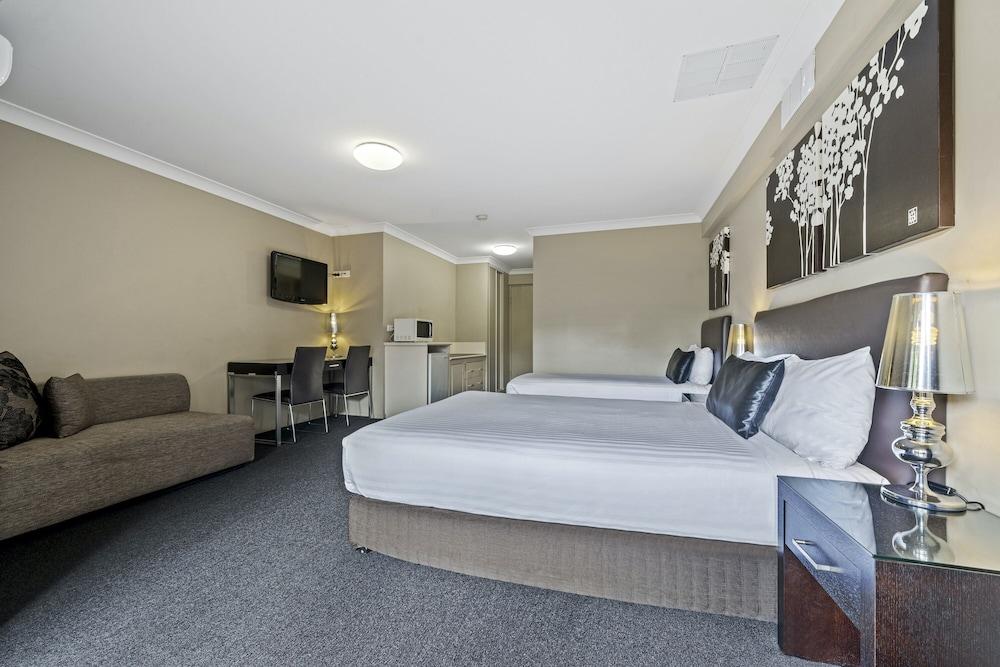 Ambassador On Ruthven Motel Toowoomba Ngoại thất bức ảnh